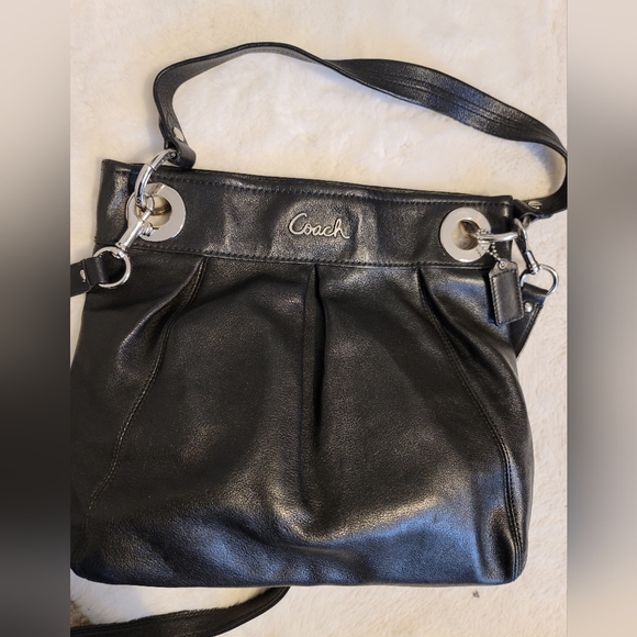 Coach Cross Body Bag - Picture 4 of 4